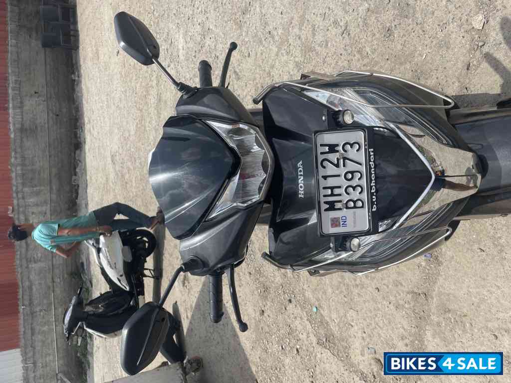 Metallic Grey Honda Activa 125 Metallic Grey Honda Activa 125