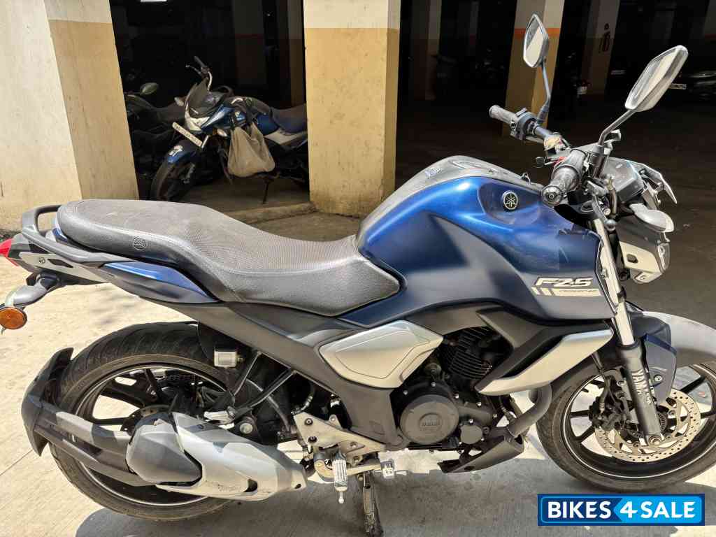 Yamaha FZ-S FI Ver 4.0 Yamaha FZ-S FI Ver 4.0