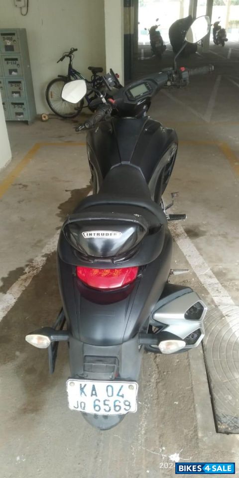 Black Suzuki Intruder 150 Black Suzuki Intruder 150
