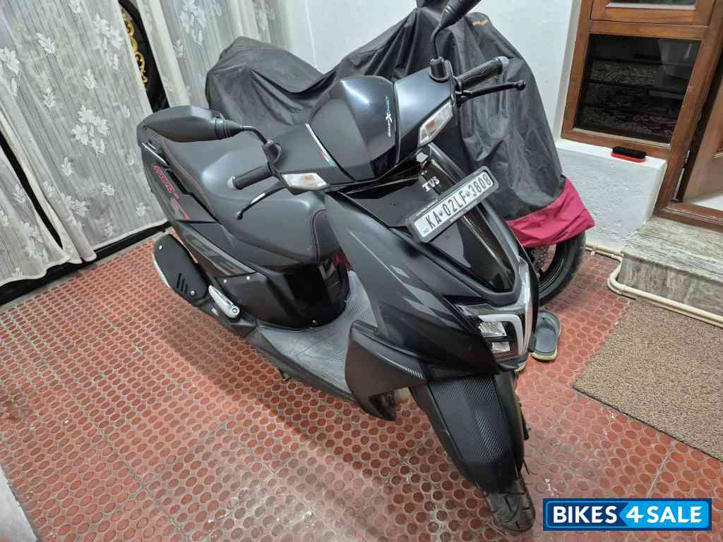 TVS NTORQ 125 Race Edition TVS NTORQ 125 Race Edition