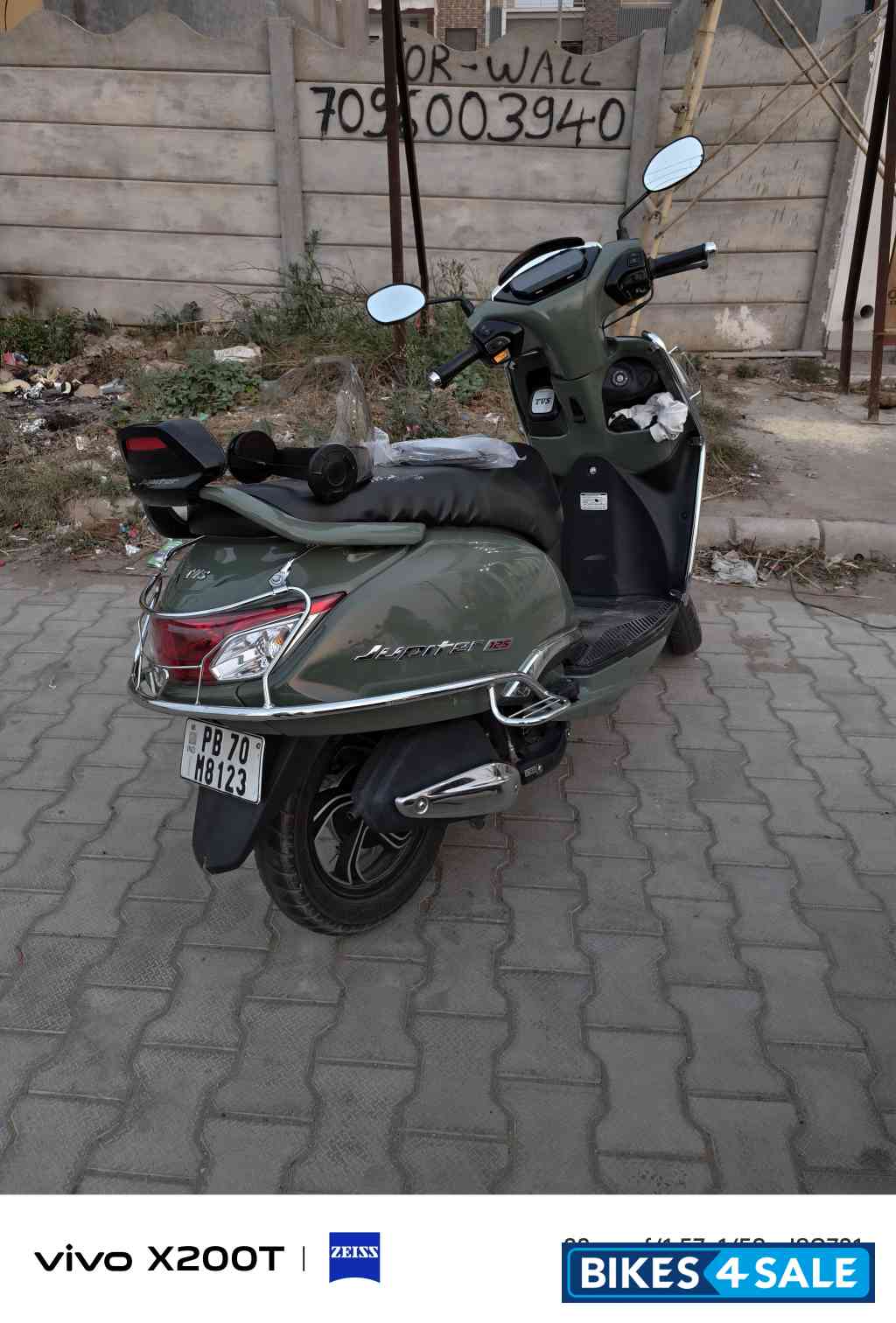Green TVS Jupiter 125 SmartXonnect Green TVS Jupiter 125 SmartXonnect