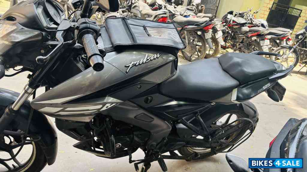 Bajaj Pulsar NS 125