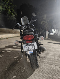 Blue Bajaj Avenger Street 150