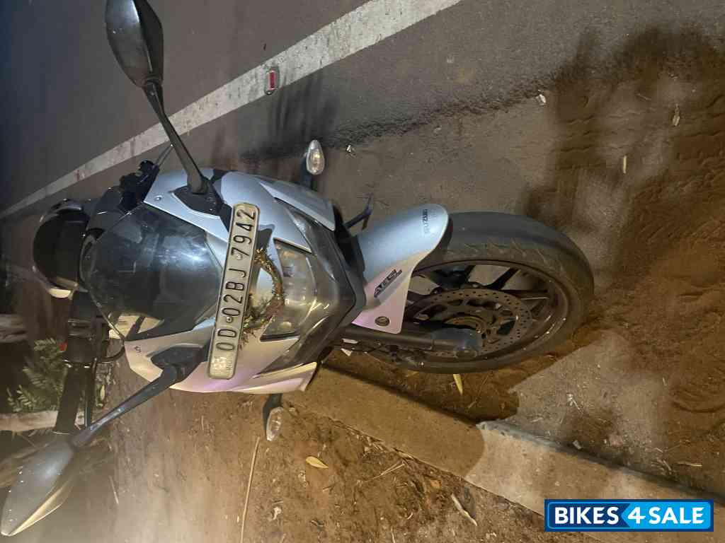 Suzuki Gixxer SF 250 Suzuki Gixxer SF 250