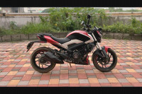 Red Bajaj Dominar 250