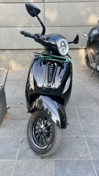 Bajaj Chetak Premium Tecpac 2024 Model