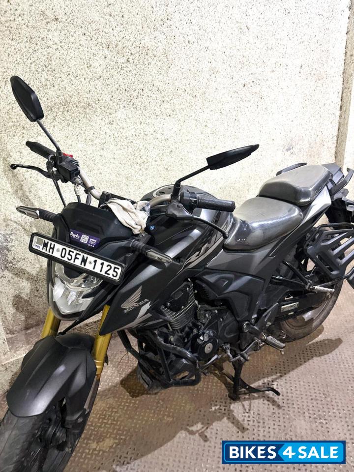Grey Honda Hornet 2.0