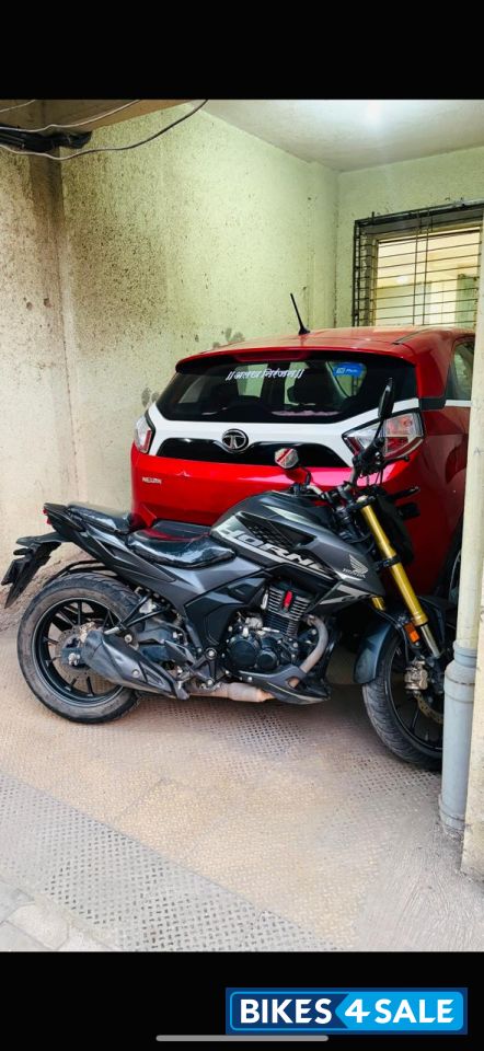 Grey Honda Hornet 2.0 Grey Honda Hornet 2.0