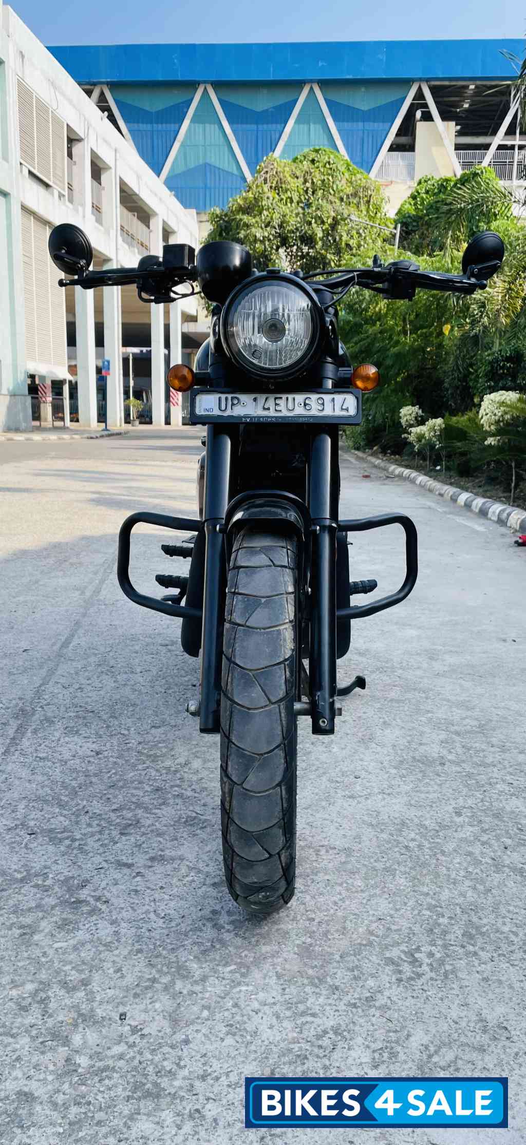 Jawa 42 Dual Channel ABS Cosmic Carbon Jawa 42 Dual Channel ABS Cosmic Carbon