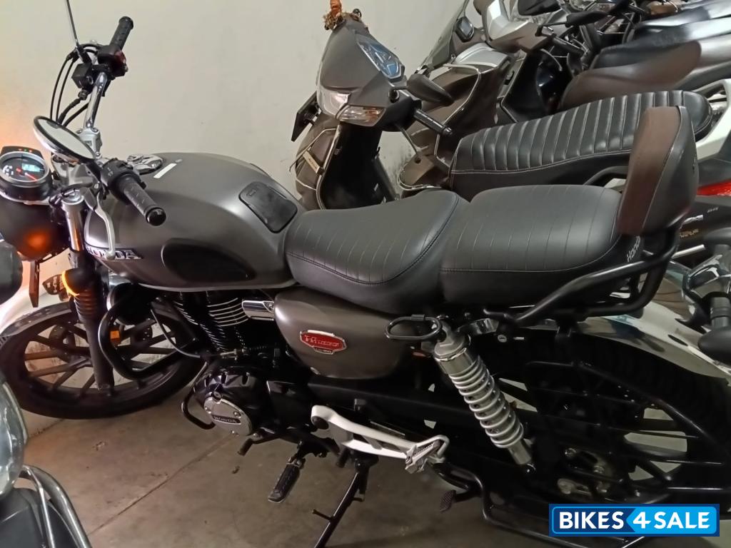 Mat Massive Gray Mat Honda Hness CB350 DLX Pro Mat Massive Gray Mat Honda Hness CB350 DLX Pro