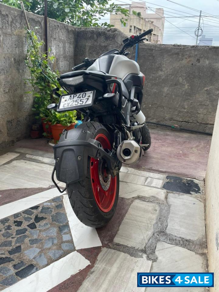Grey Yamaha MT-15