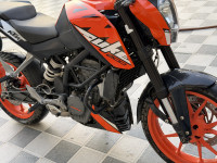KTM Duke 200
