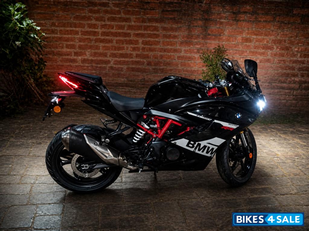 Black BMW G 310 RR