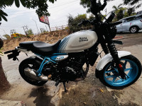 Royal Enfield Guerrilla 450 Flash