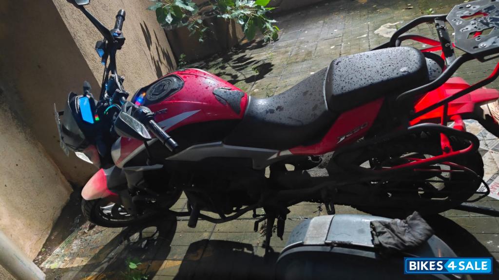 Bajaj Dominar 250