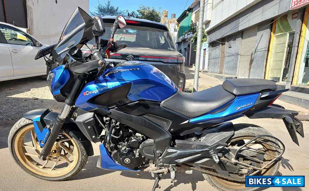 Glacier Blue Bajaj Dominar 400 ABS BS6 Glacier Blue Bajaj Dominar 400 ABS BS6