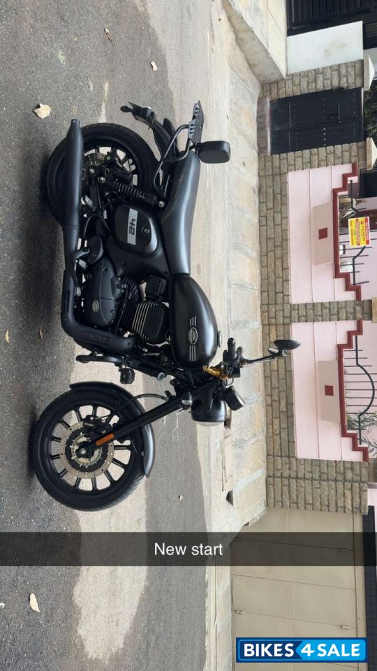 Black Jawa forty two