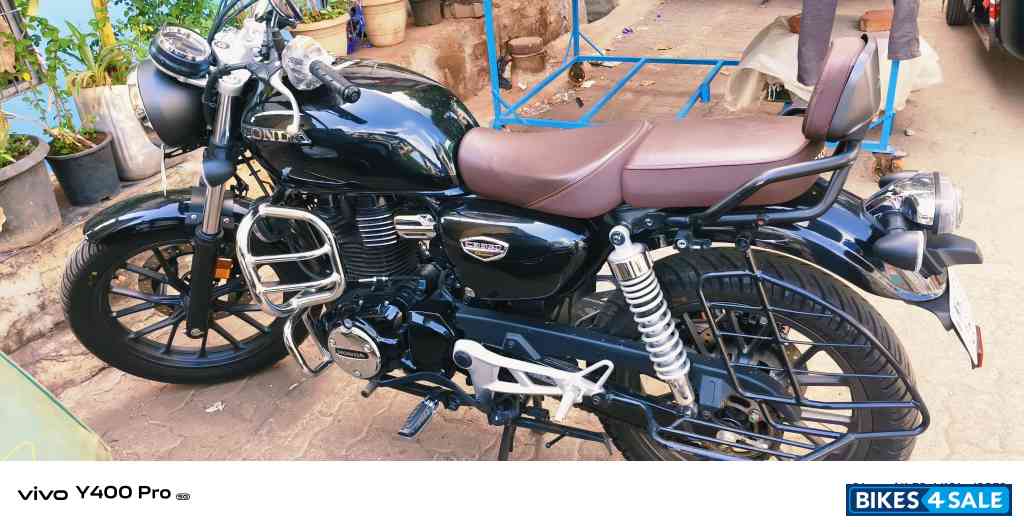 Honda CB350 DLX Pro