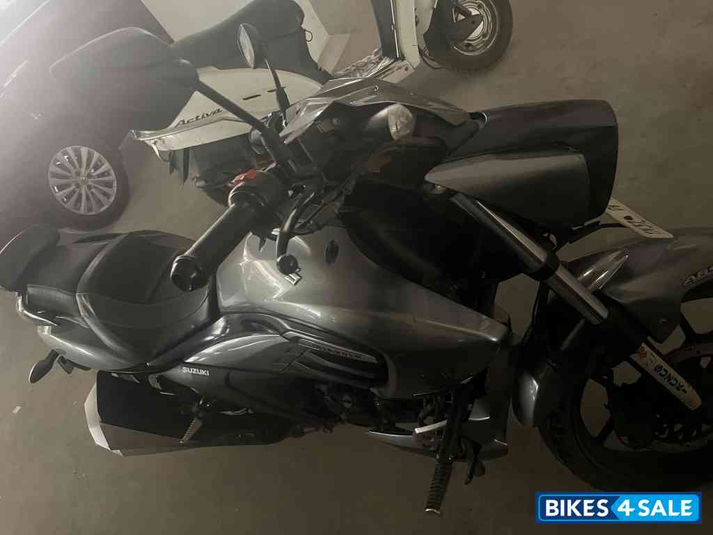 Suzuki Intruder 150 BS6
