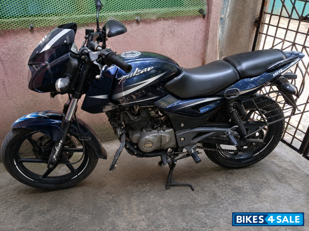 Bajaj Pulsar 180