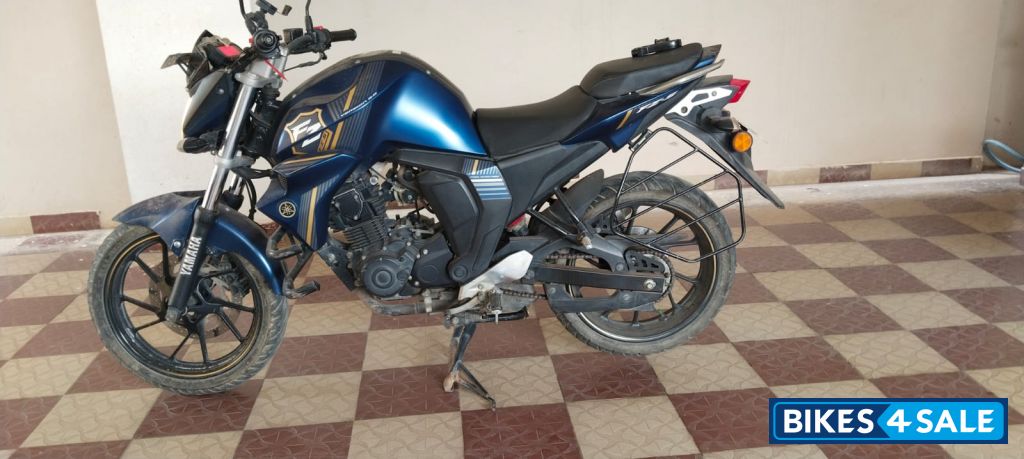 Yamaha FZ-S FI V2