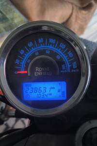Black Royal Enfield Thunderbird 350