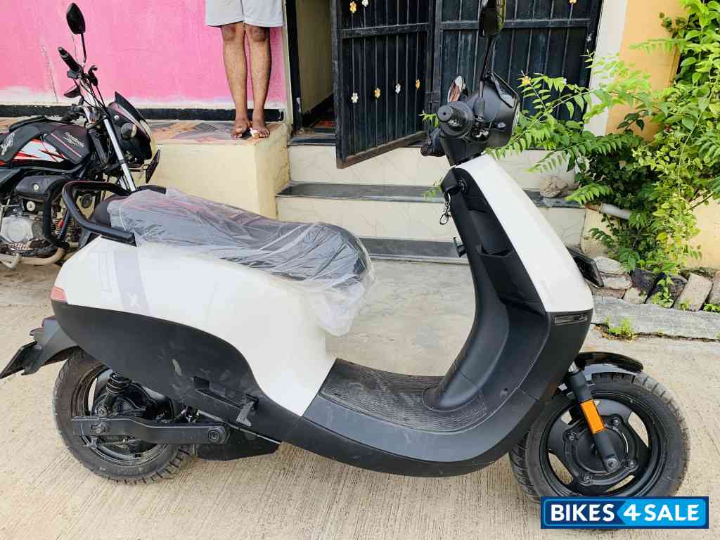 Ola S1X 3 kWh Ola S1X 3 kWh