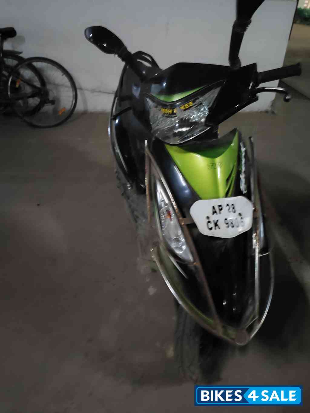 TVS Scooty Streak