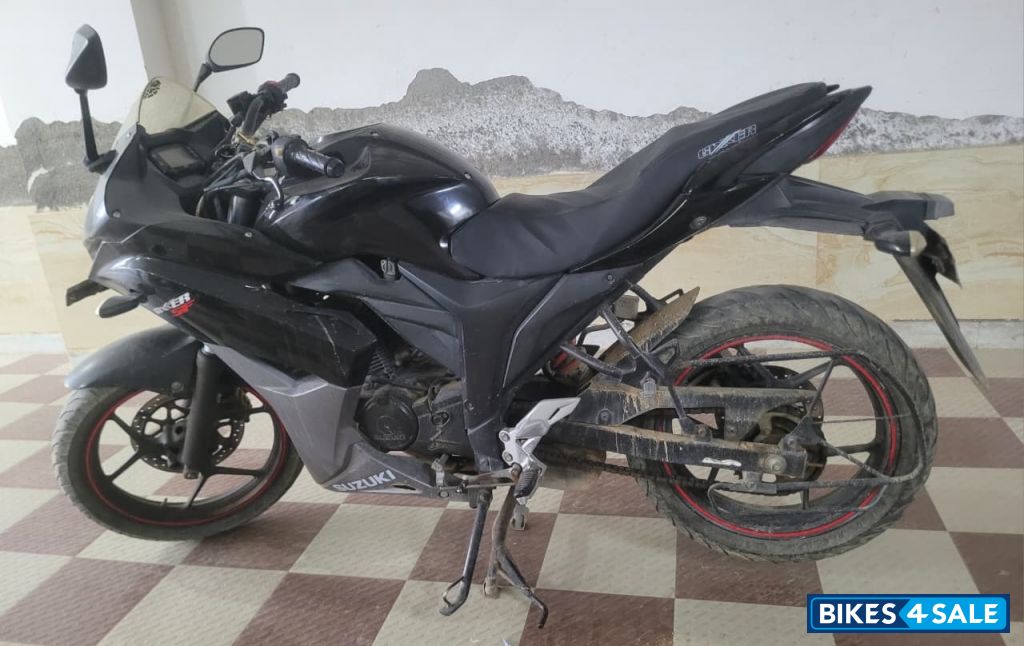 Suzuki Gixxer SF Suzuki Gixxer SF