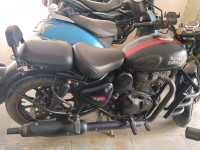 Stealth Black Royal Enfield Classic Stealth Black