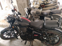Stealth Black Royal Enfield Classic Stealth Black