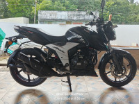 Black TVS Apache RTR 160 4V