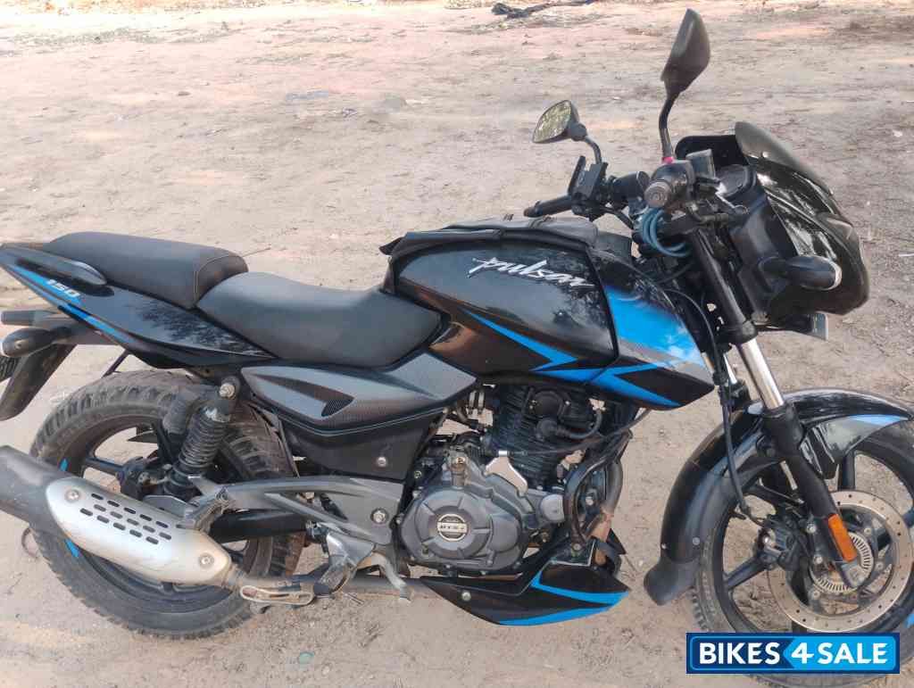 Bajaj Pulsar 150 Twin Disc BS6