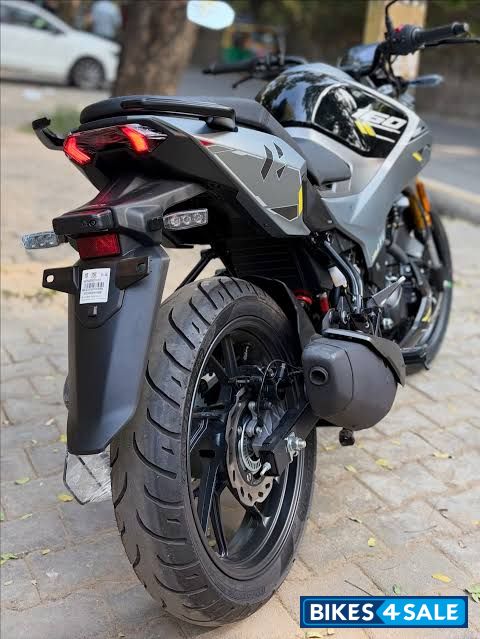 Hero Xtreme 160R 4V Combat Edition Hero Xtreme 160R 4V Combat Edition