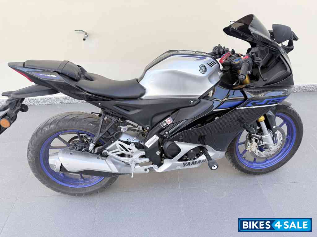 Carbon Coler Yamaha YZF R1M Carbon Coler Yamaha YZF R1M