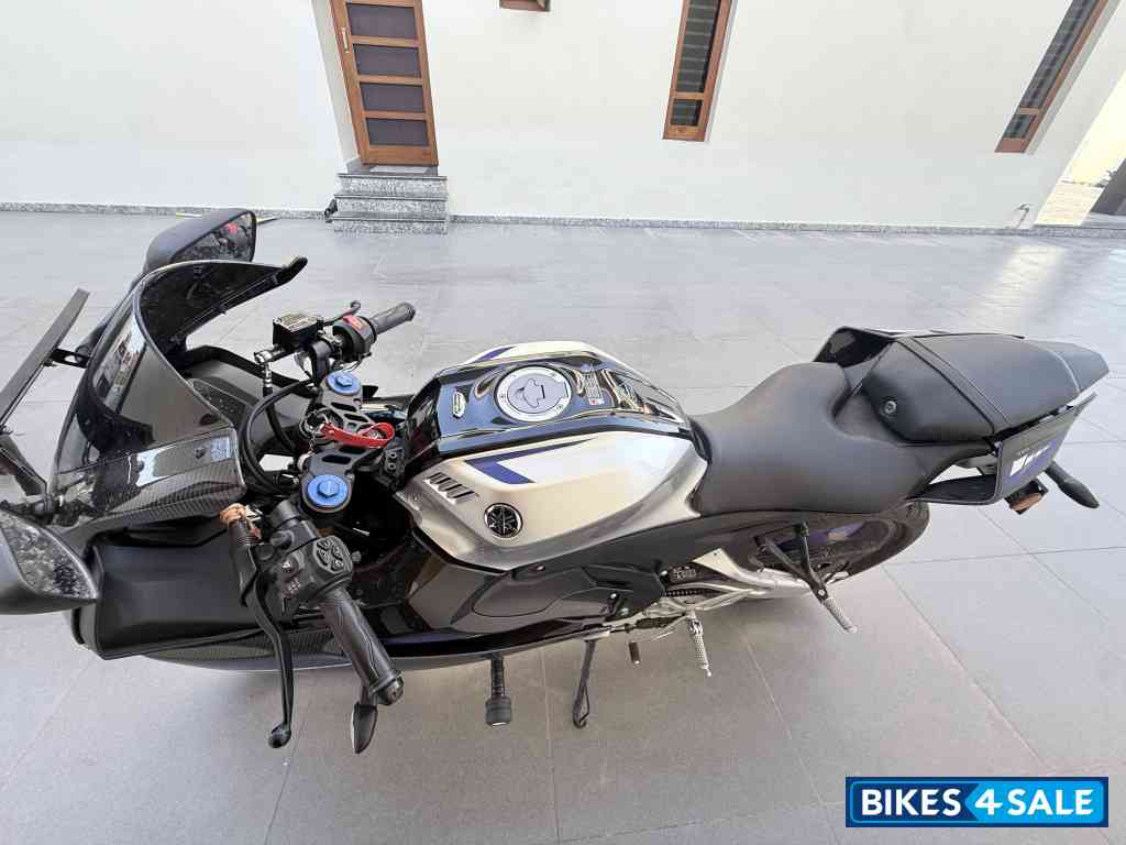 Carbon Coler Yamaha YZF R1M Carbon Coler Yamaha YZF R1M