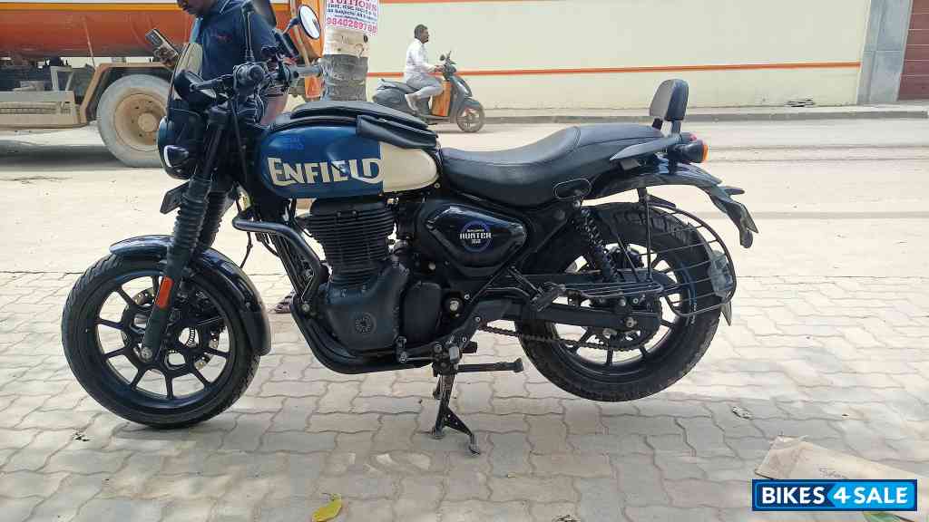 Rebel Blue Royal Enfield Hunter 350 Metro Rebel Blue Royal Enfield Hunter 350 Metro