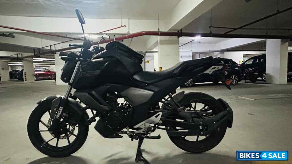 Yamaha FZ