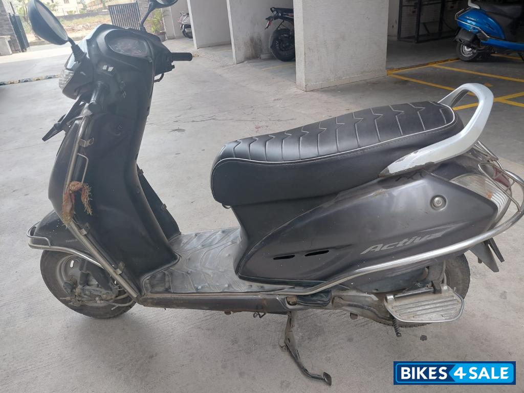 Grey Honda Activa Grey Honda Activa