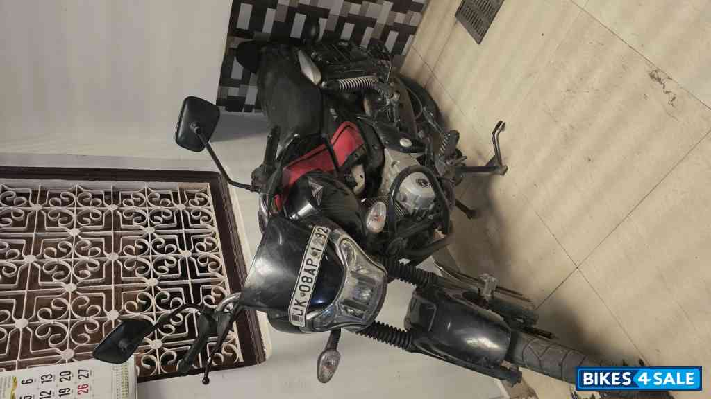Bajaj V12 Bajaj V12