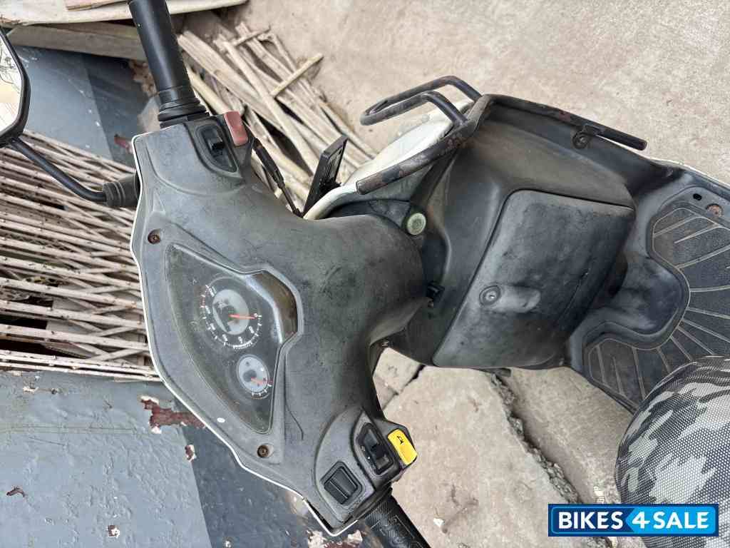 White TVS Wego White TVS Wego