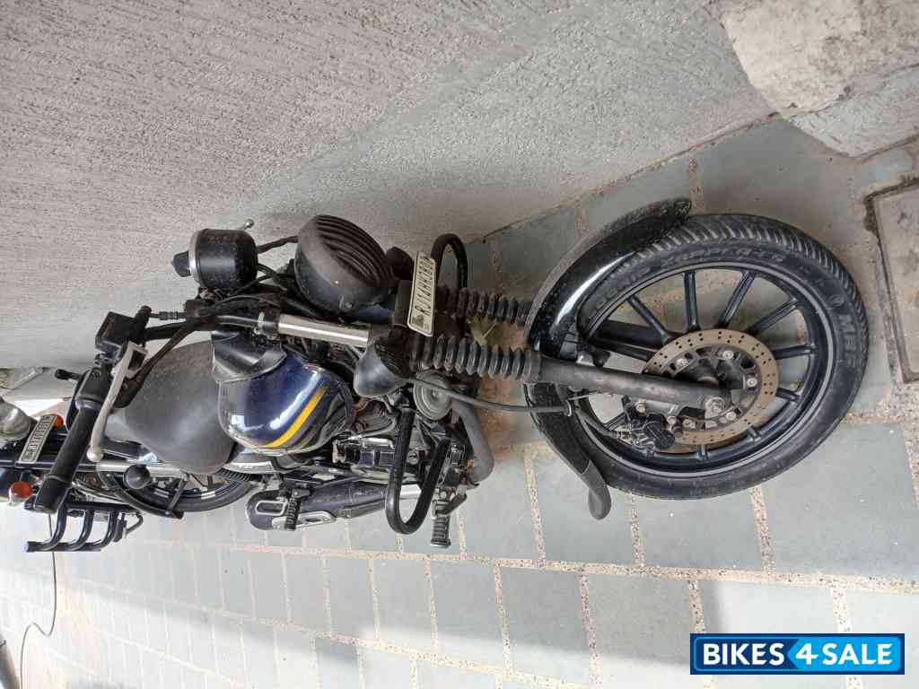Bajaj Avenger Street 150