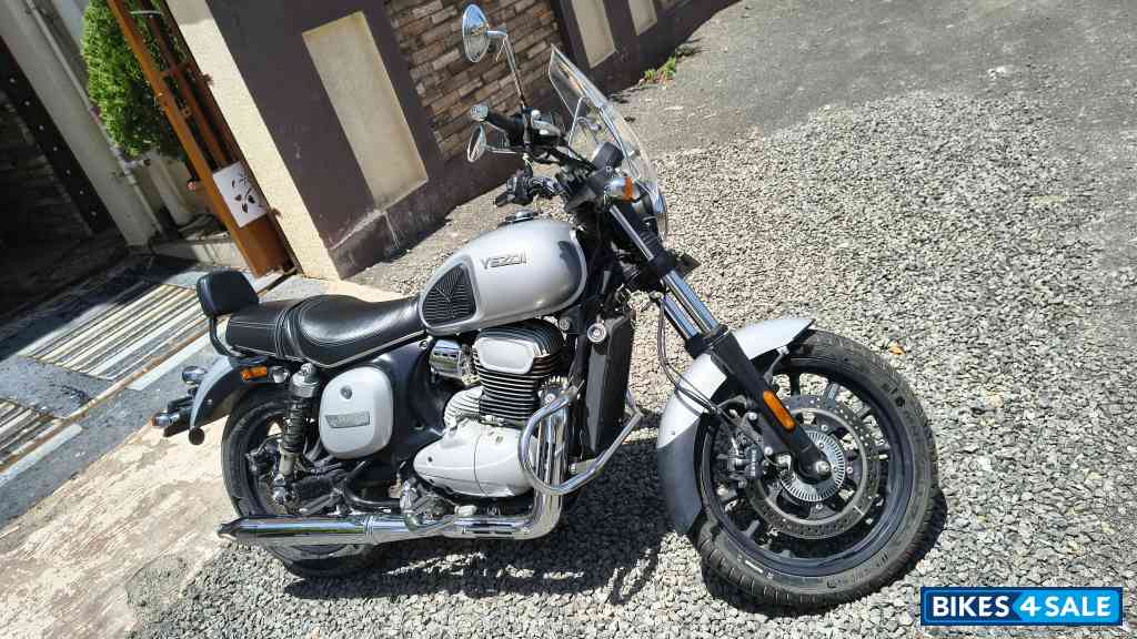 Silver Yezdi Roadster Chrome