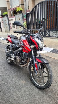 Bajaj Pulsar 200 NS