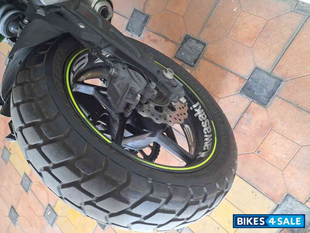 Black Neon Kawasaki Z650 BS6 2021 Black Neon Kawasaki Z650 BS6 2021
