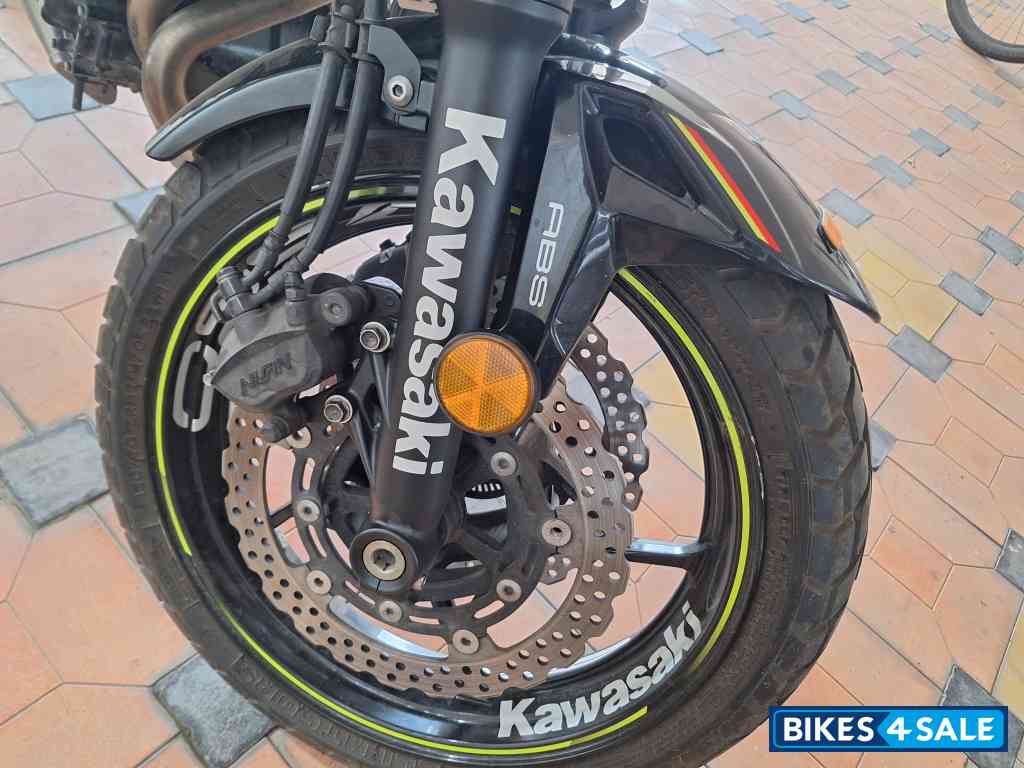 Black Neon Kawasaki Z650 BS6 2021 Black Neon Kawasaki Z650 BS6 2021