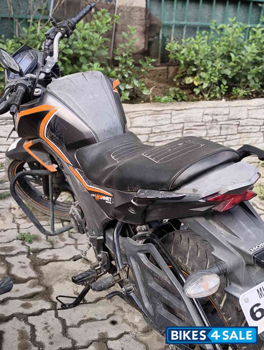 Black Orange Honda CB Hornet 160R