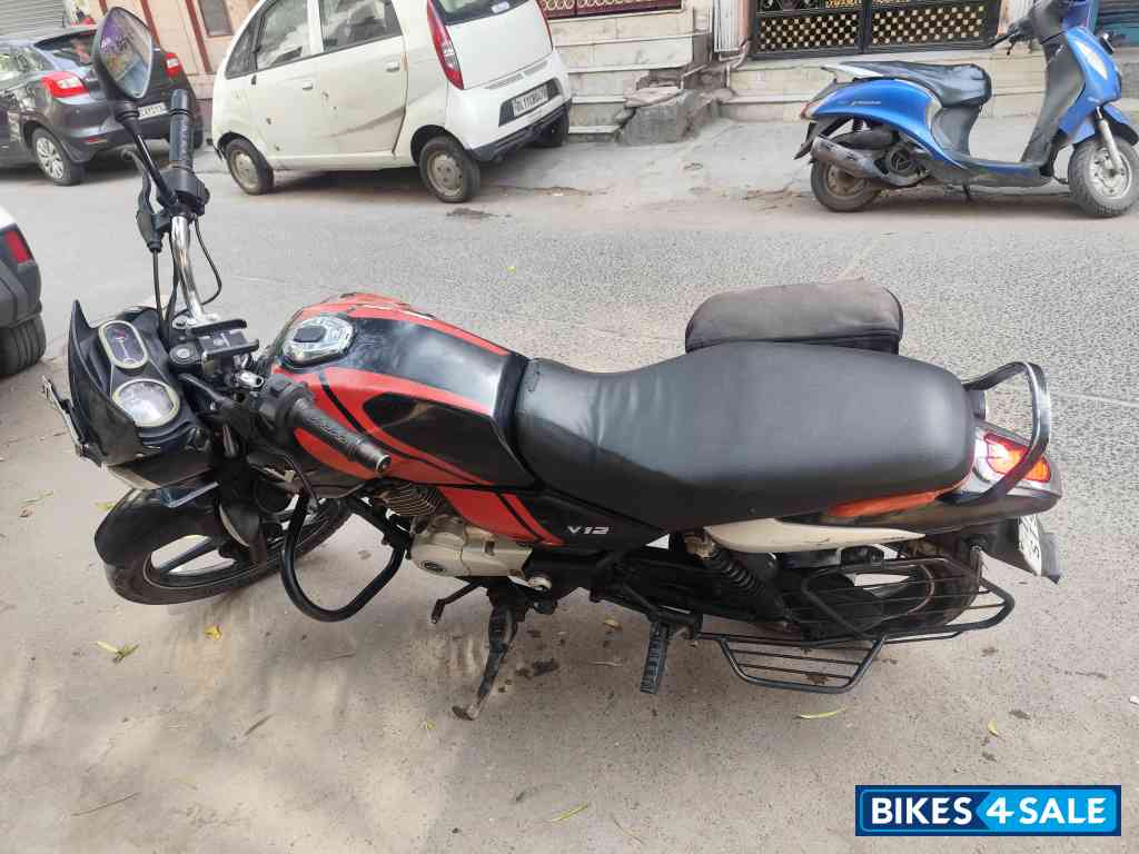 Ebony Black Met Bajaj V12 Ebony Black Met Bajaj V12