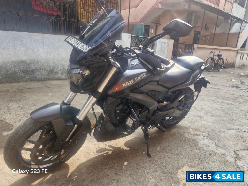 Black Bajaj 2021 Dominar 400