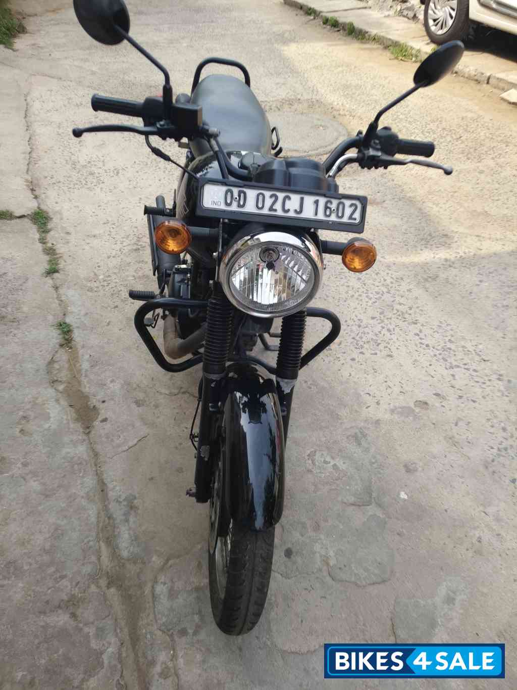Kawasaki W175 BS6 2023
